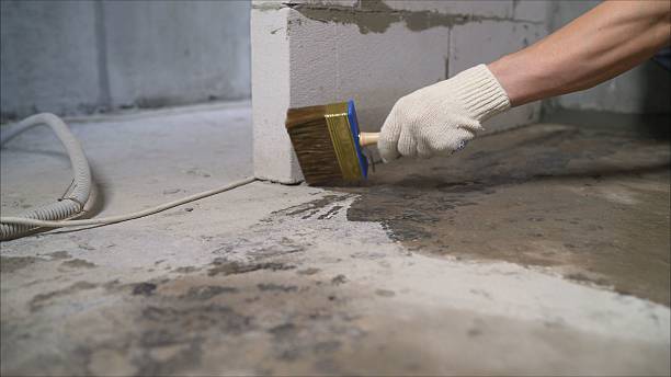Crawl space vapor barrier installation in Trenton, OH